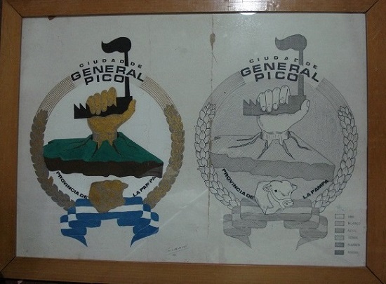 Archivo: Escudo G Pico.JPG